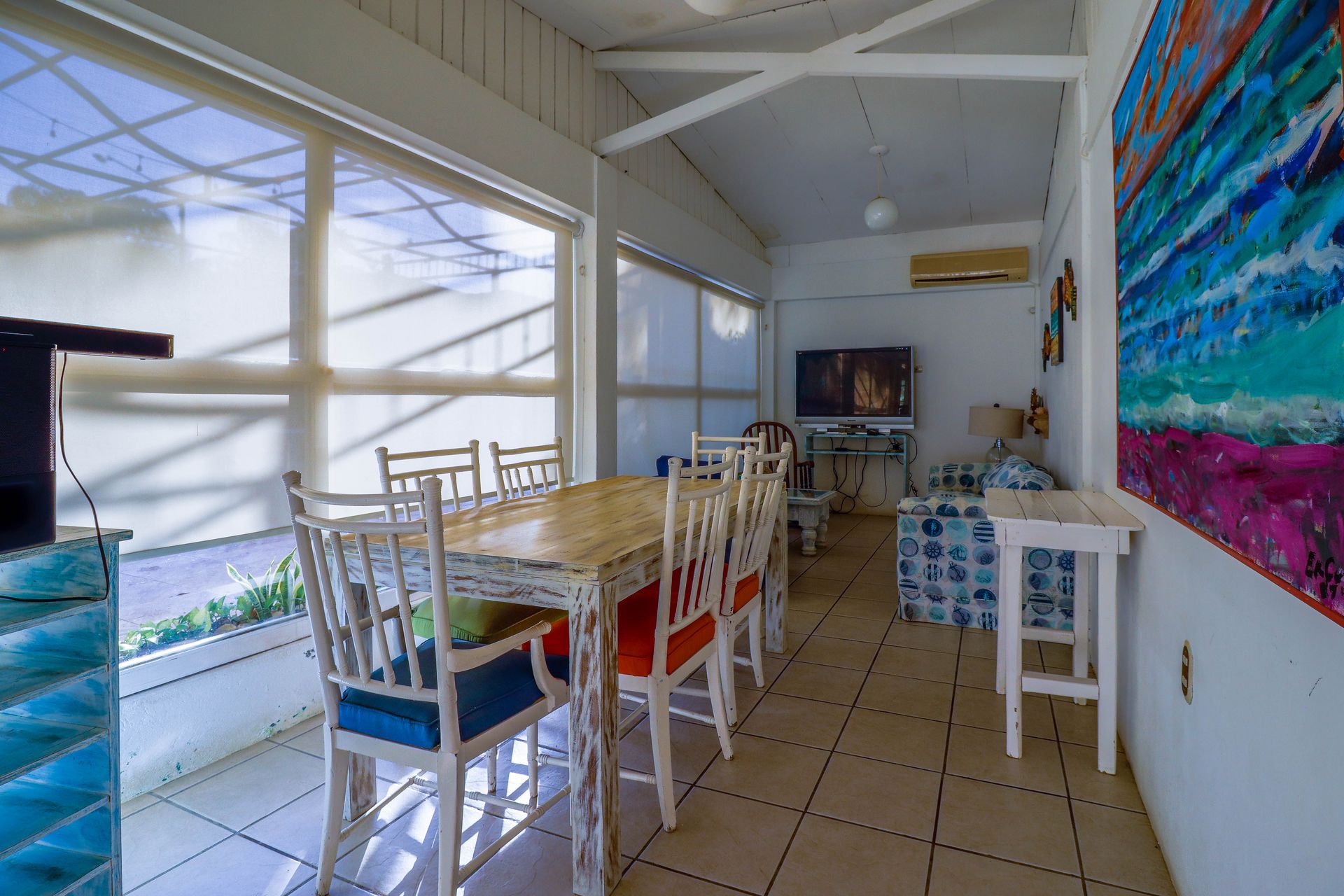Casa marita ac living dining room