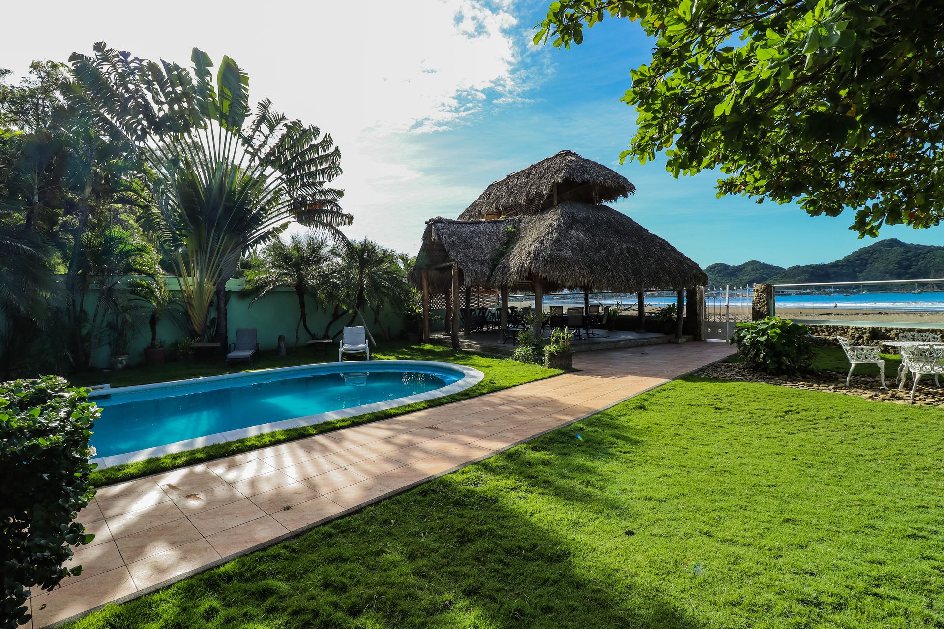 Casa marita pool gardens